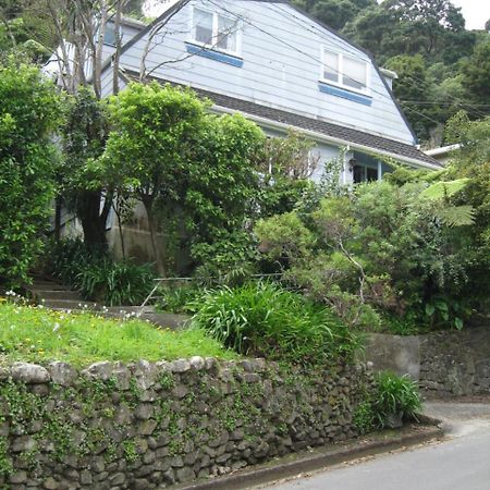 Bush House Bed and Breakfast Lower Hutt Exteriör bild